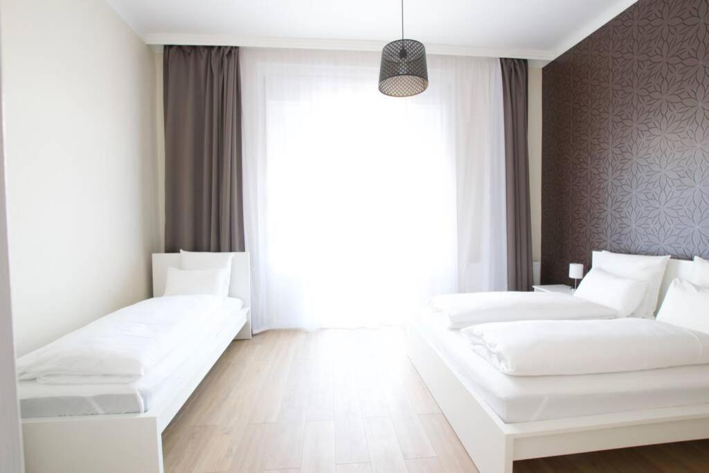 Premium Apartment By Hi5 - Astoria 4 Bedroom Budapest Kültér fotó